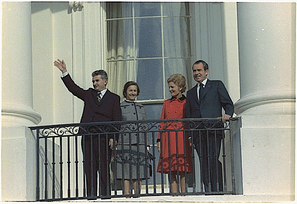 Ceausescu_and_Nixon_1.jpg