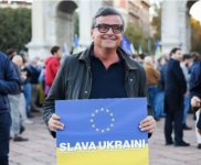 A Milano il raduno dei disperati